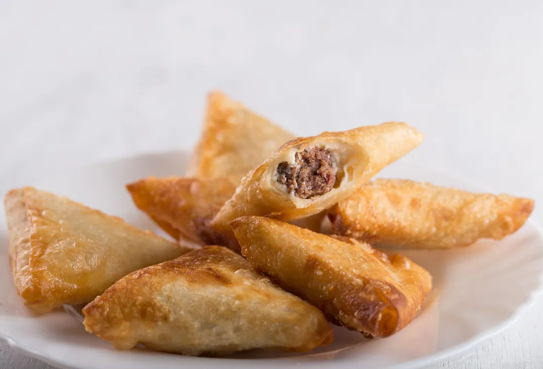 Samosa Oriental Sausage & Kiri