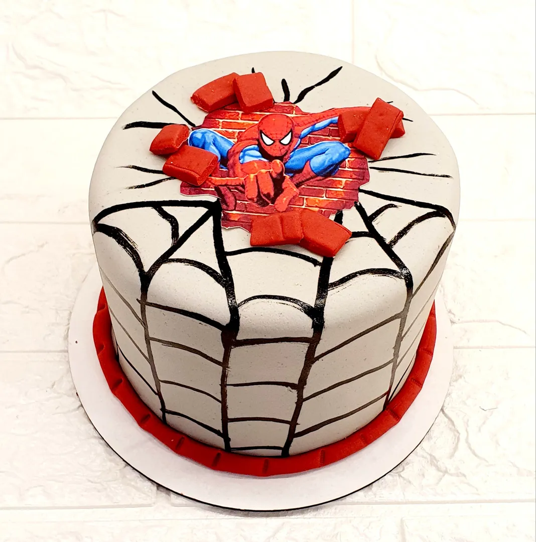 Spider man cake 01