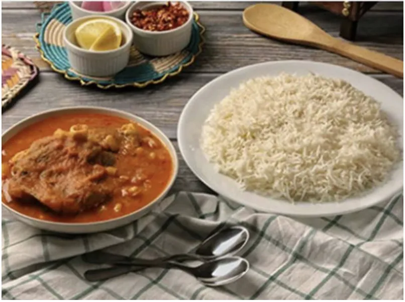 أرز أبيض مع مرق دجاج و بطاطا