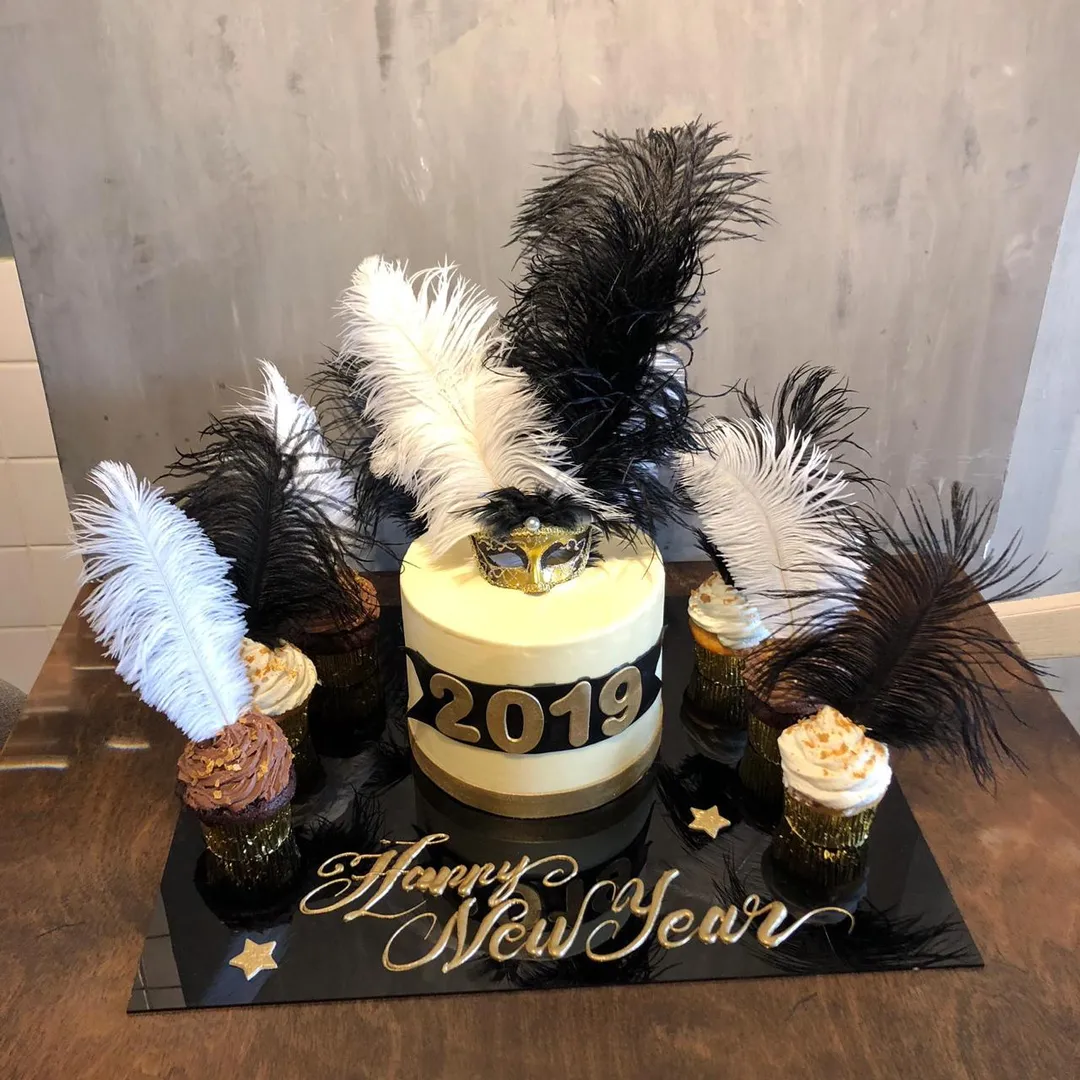 Feather Cake