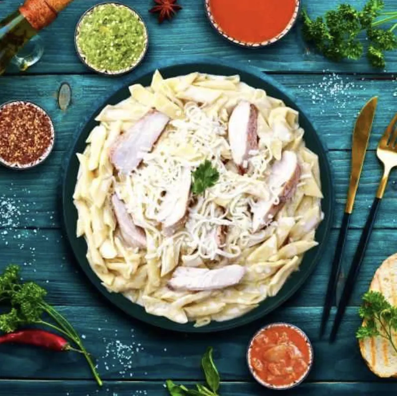 Alfredo Penne Pasta With Chicken