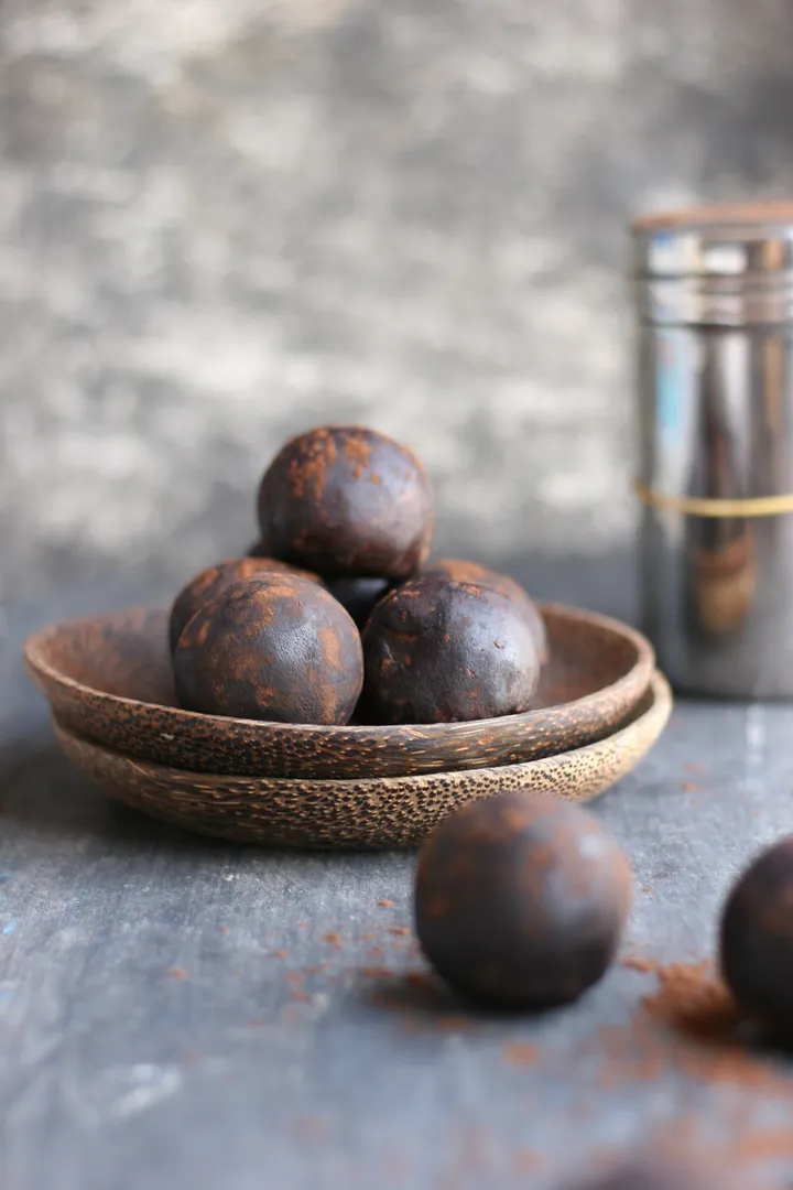 Keto Cacao Balls