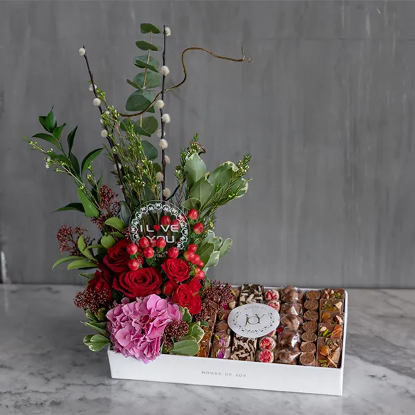 FUCHSIA RED TRAY