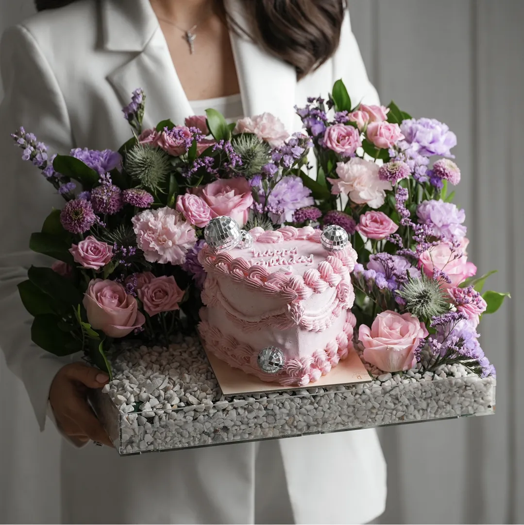 Purple pink flower- pink heart cake 4inch mix chocolate vanilla