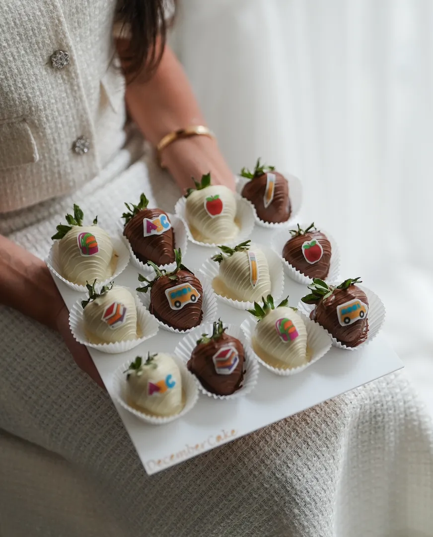Bord strawberries back to school photos 12
