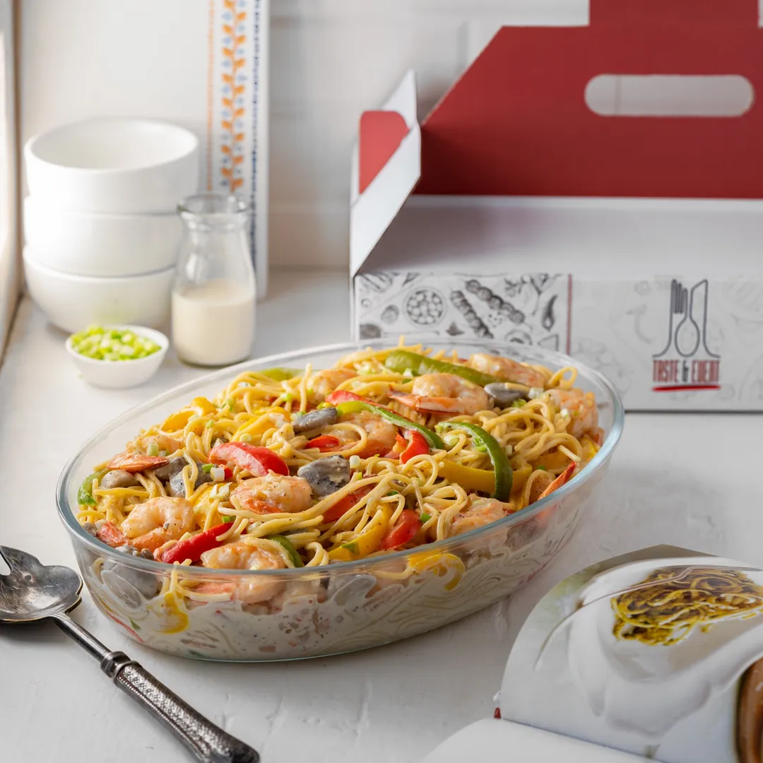 Creamy pasta with shrimps