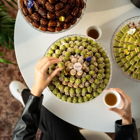 Ghuraiba tray