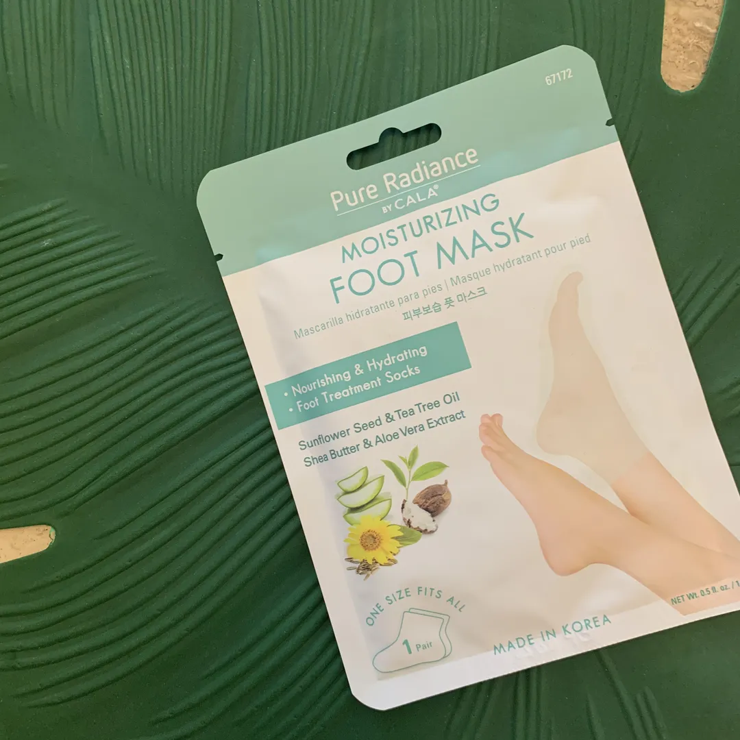 Foot mask 
