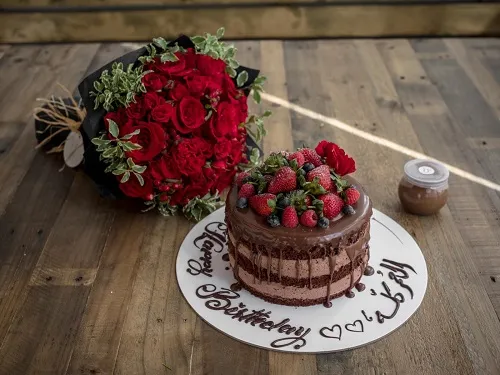 Bundle Choco Cake with Red Bouquet