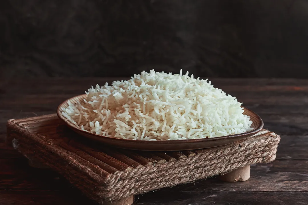 الأرز مطهي على البخار