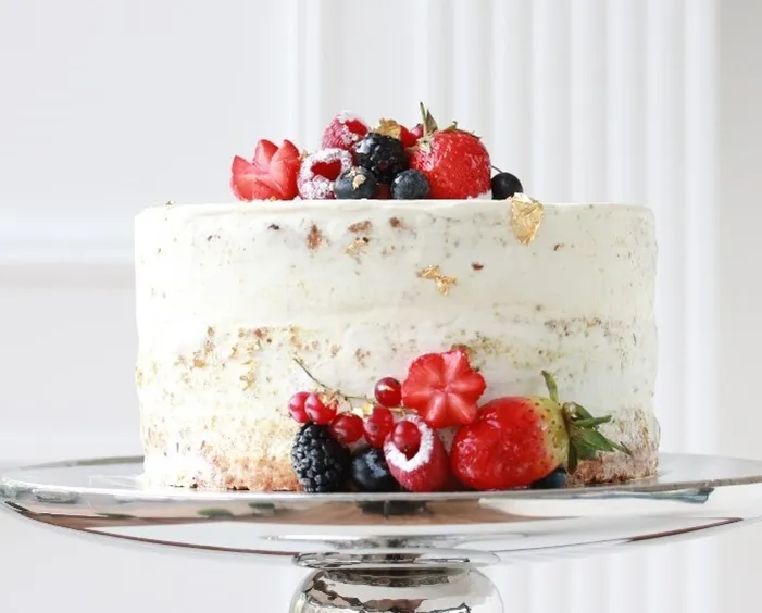Vanilla and Fruit Cake