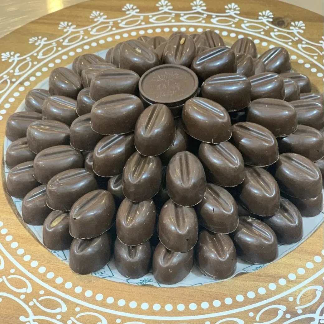 صينية تواقة ١