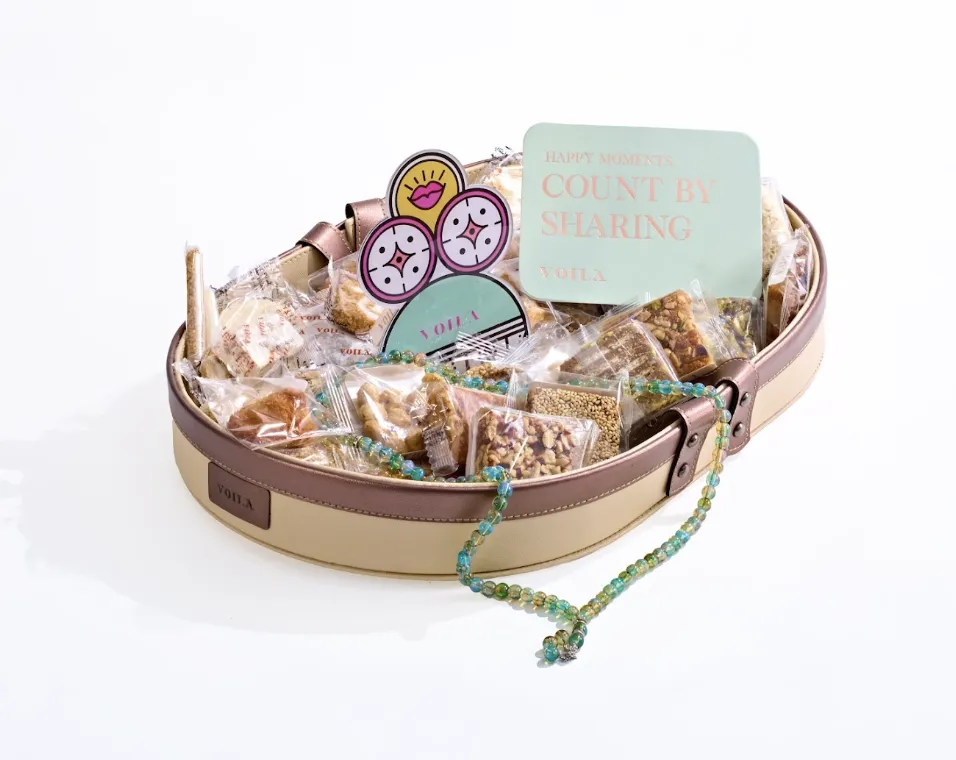 Oval Leather Tray - 56 pcs.