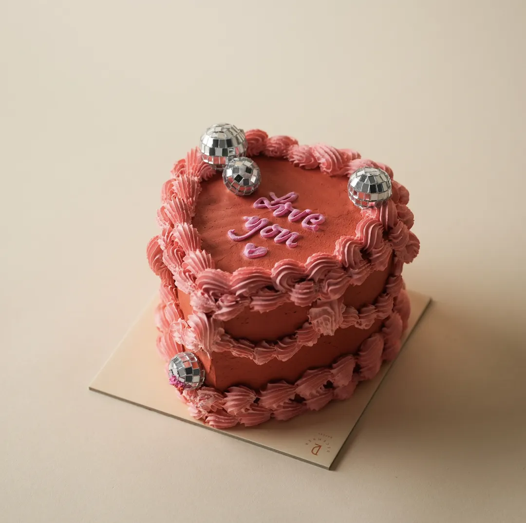 Heart cake desco balls 4 inch mix chocolate vanilla