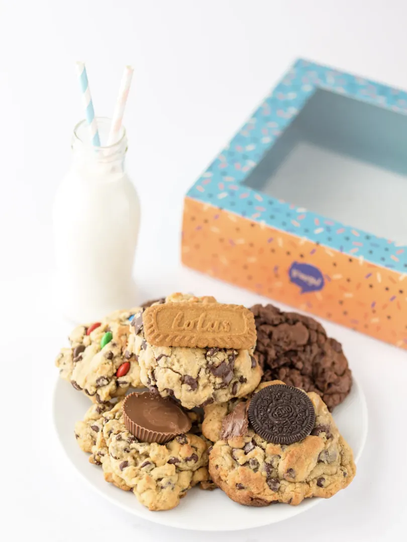 DOZEN MIX BOX 12 PCS
