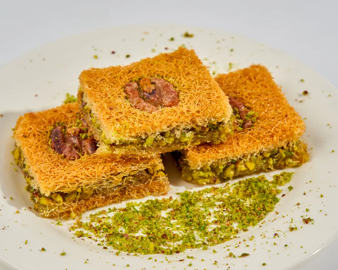 كنافة فستق جوز