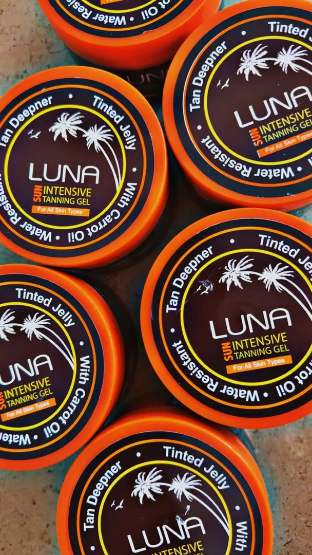 Luna tan