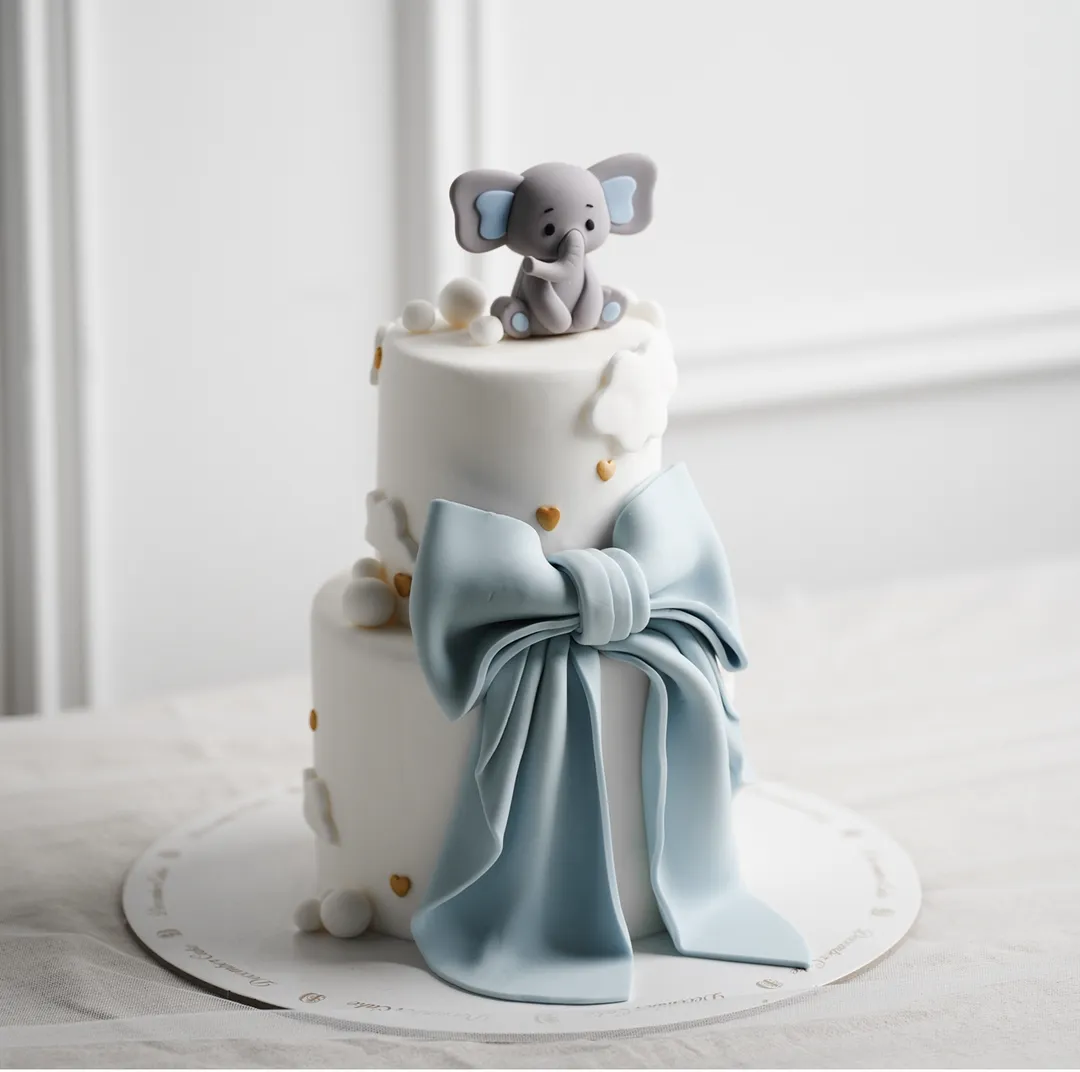 Double blue elephant cake blue reibon mix chocolate vanilla 6inch
