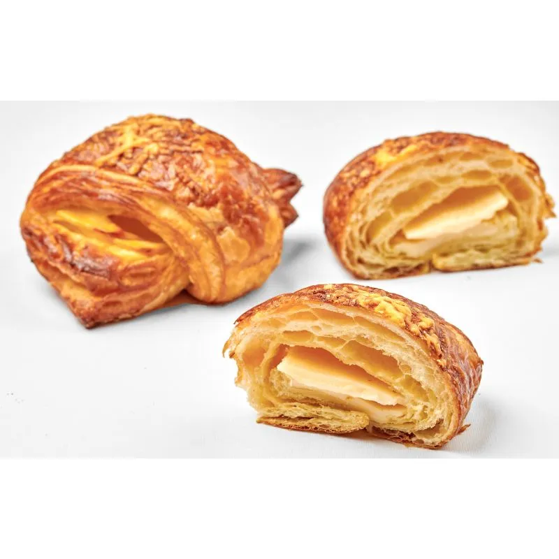 Cheddar Croissant 