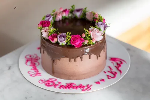 Crown Cake