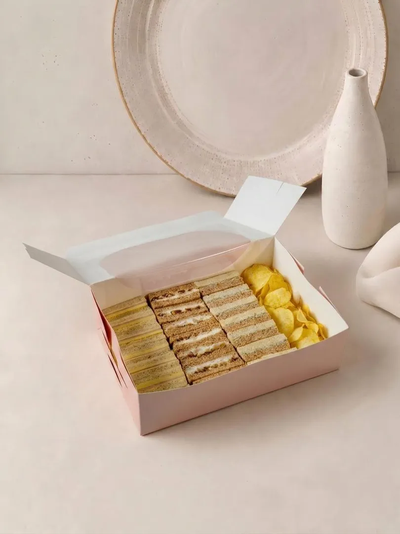Gathering Sandwich Box