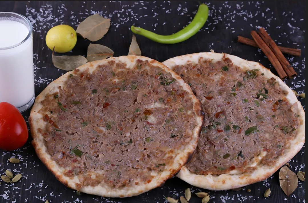 صفيحة لحم مجرمشة