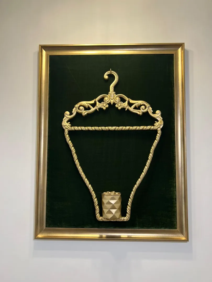 Golden incense burner hanger