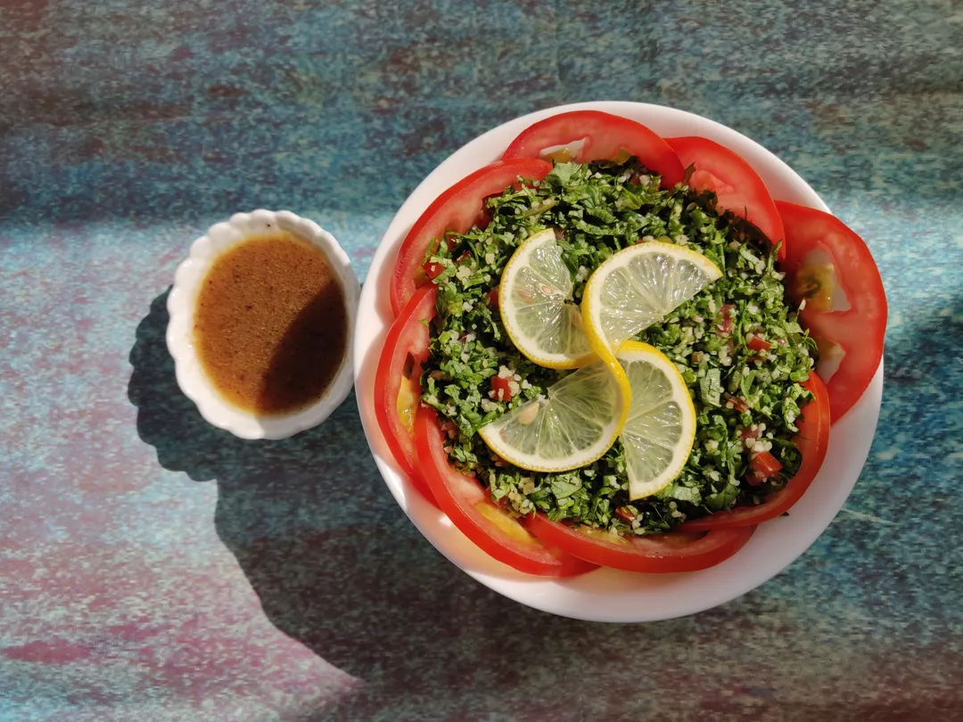 سلطة تبولة
