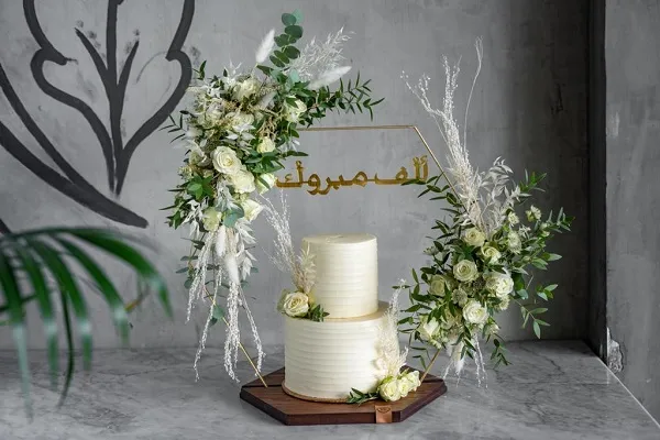 HEXA 2 LAYER BRIDAL CAKE