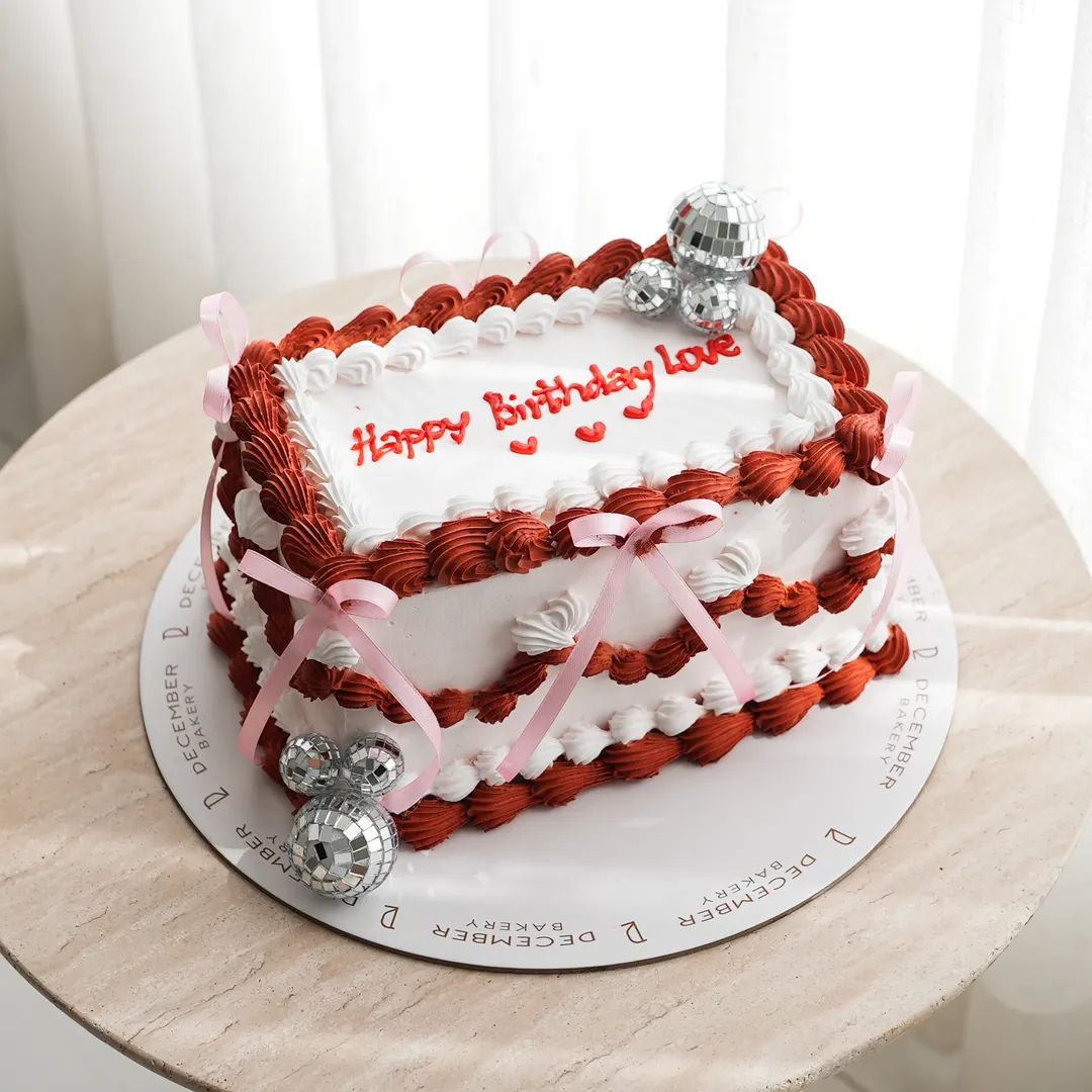 Birthday square cream cake