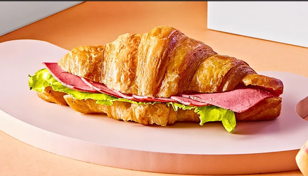Croissant with beef Luncheon