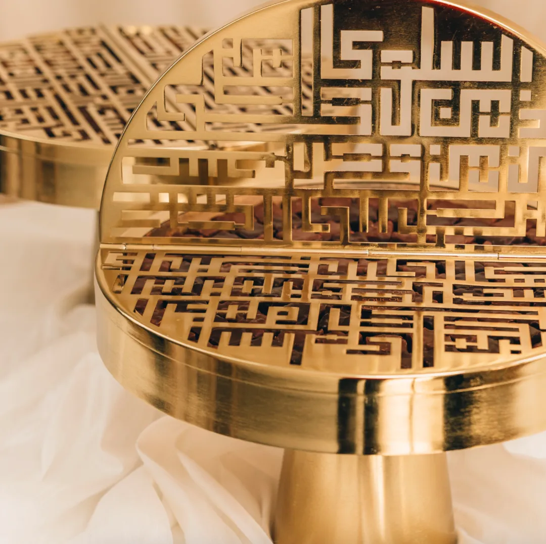 Calligraphy Tray With Mixed Chocolate