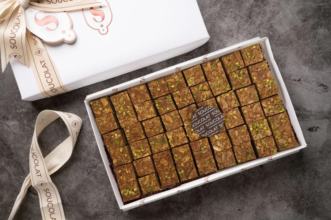 Almond Medley Box - 54 Pcs