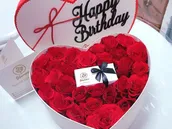 صندوق عيد ميلاد الحب