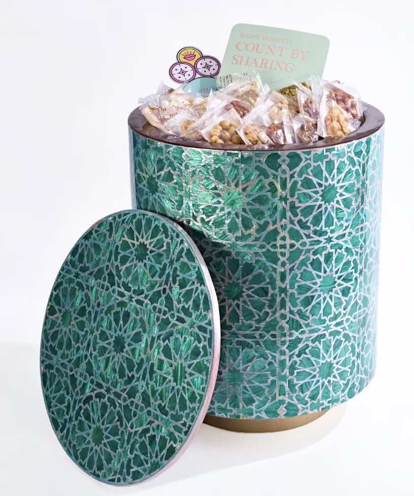 Moroccan-Inspired Cylinder Box - 80 pcs.