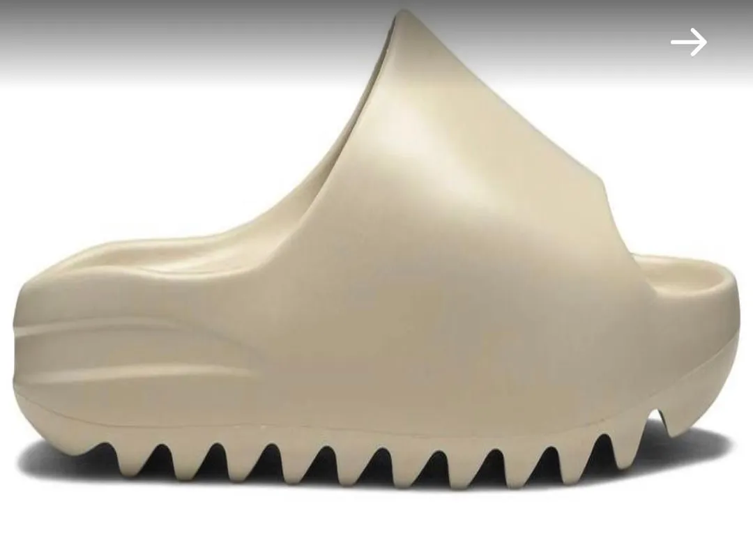 Yeezy Slides 'Bone'