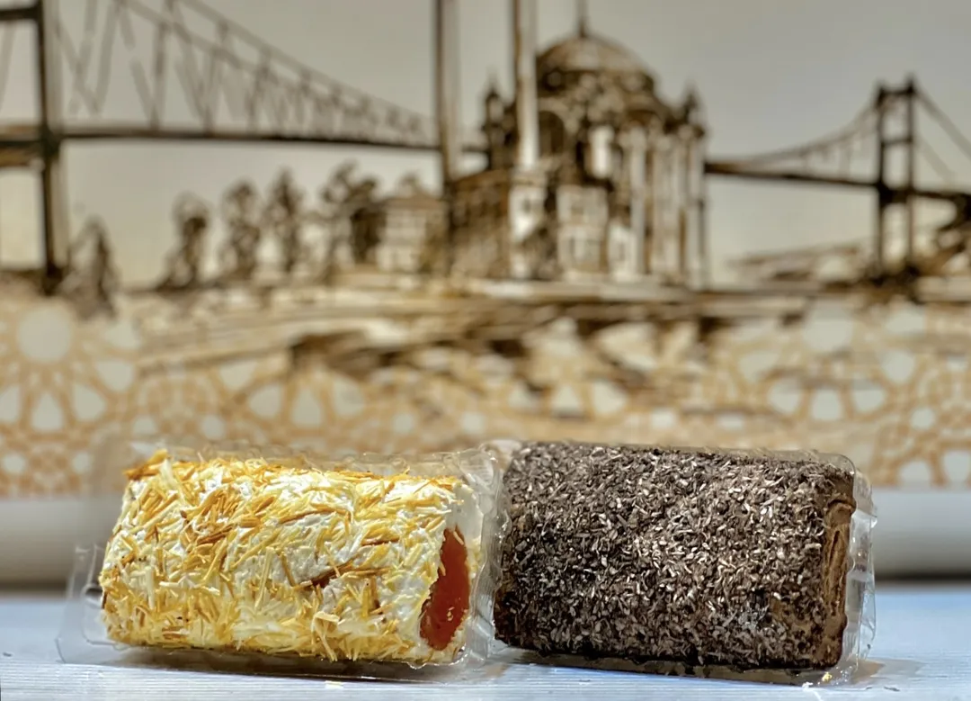 Fateel nuts, Swiss roll kunafa