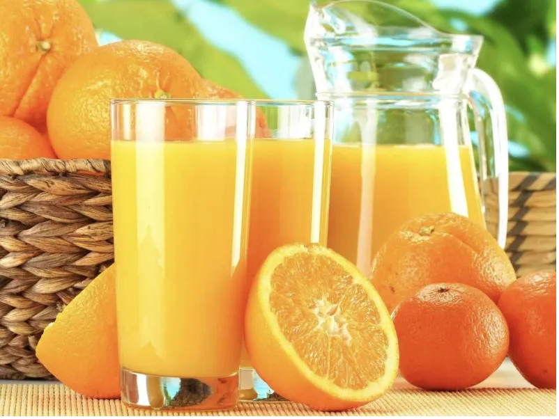 عصير برتقال طازج