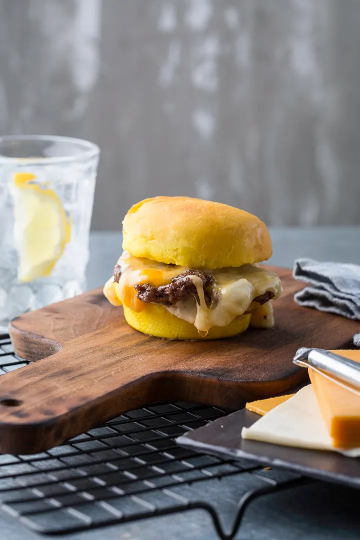 CHEESEY SLIDER BEEF