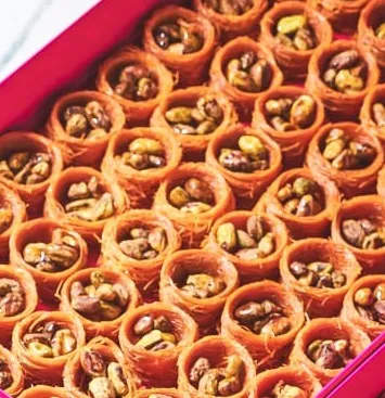 Asawer Pistachio Kunafa 