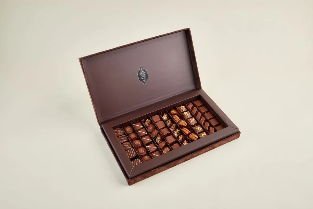 Velvet Box - 53 pcs