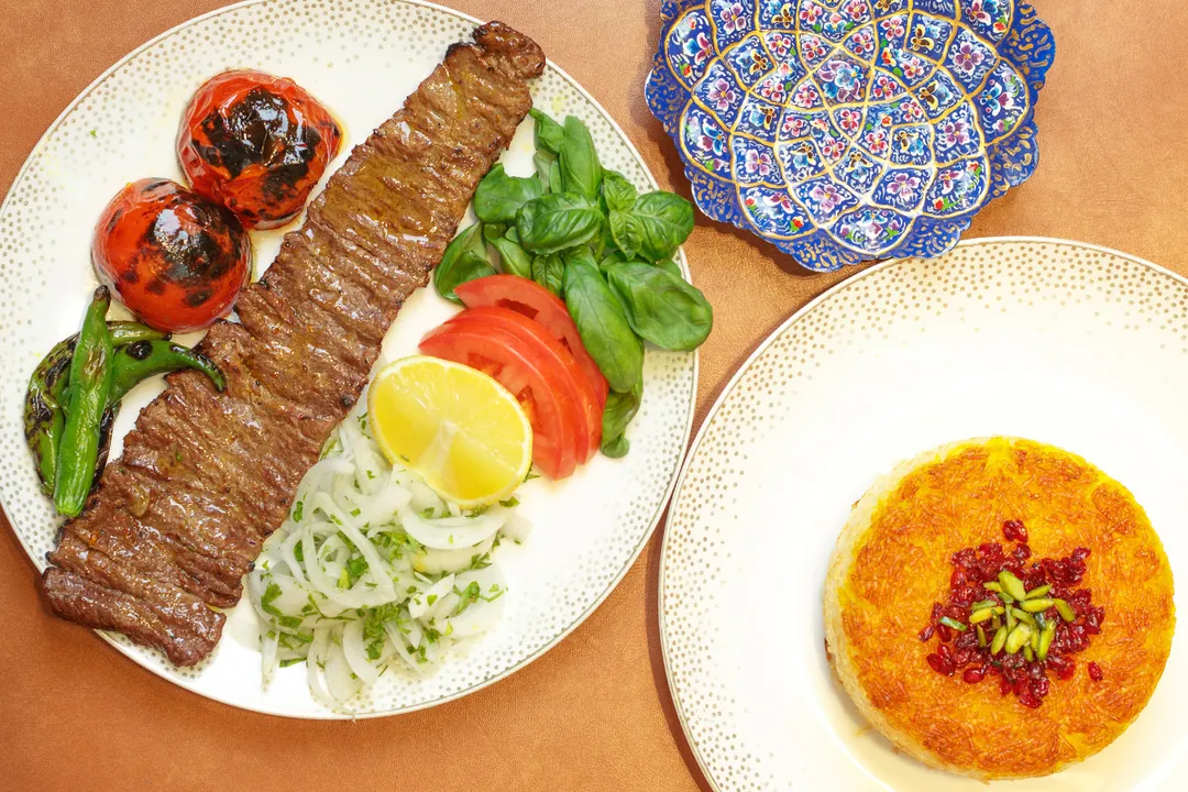 حكوكة زعفران مع كباب برك