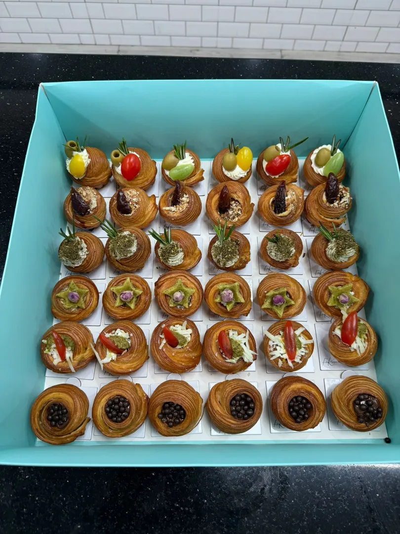 BOX DANISH