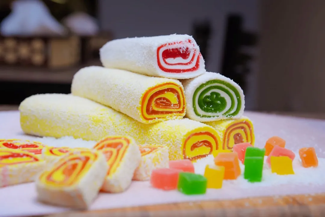 Fruit Swiss Roll