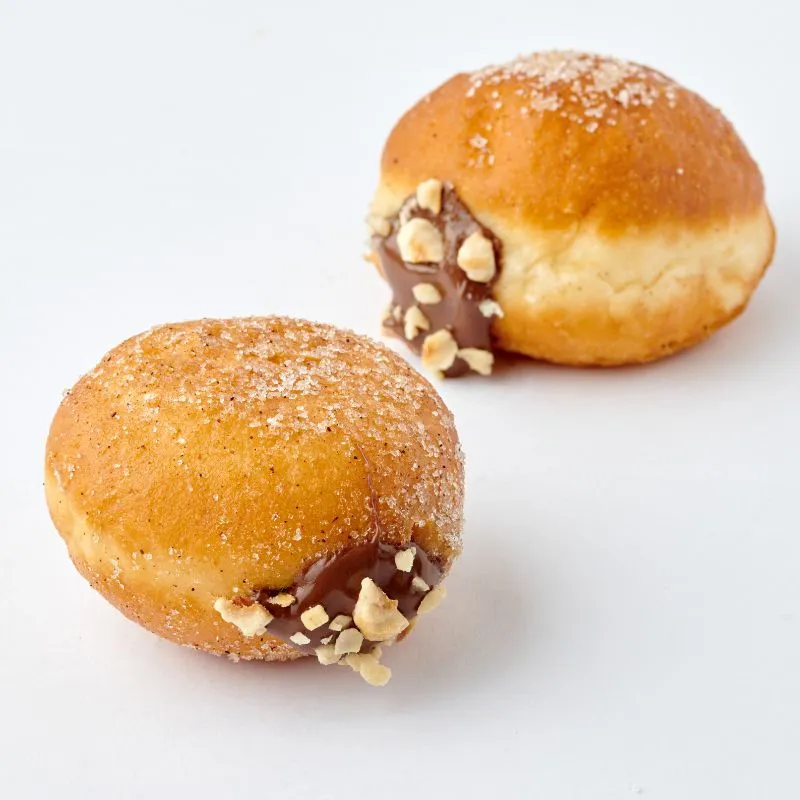 Nutella Stuffed Doughnuts 