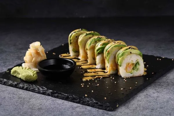 AVOCADO SHRIMP MAKI