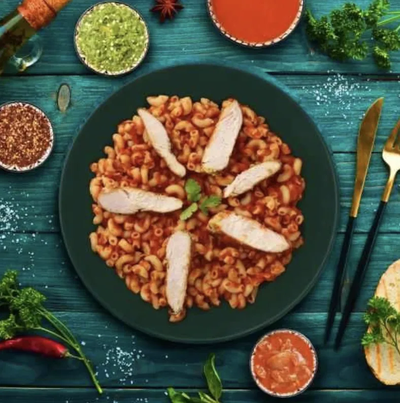مكرونة بالدجاج