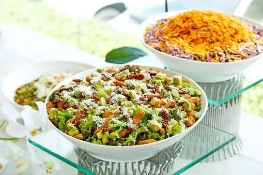 سلطة الدجاج مع الافوكادو