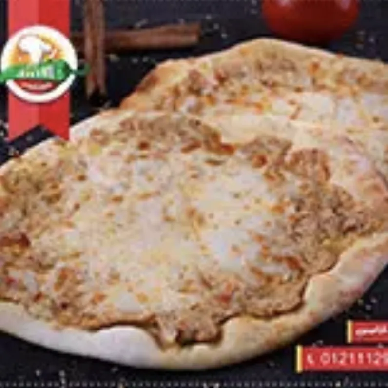 منقوشة دجاج بالموتزاريلا