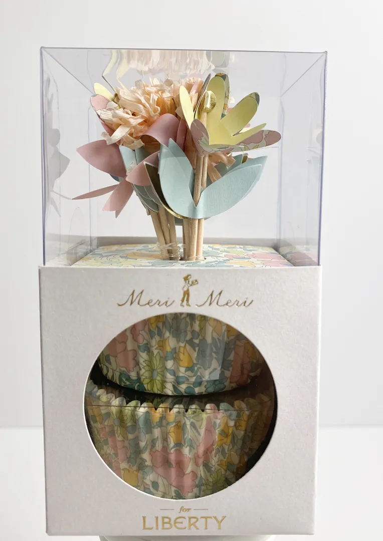 cupcake kit floral liner